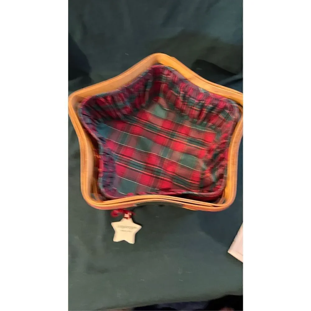 LONGABERGER HANDMADE BASKET christmas starPLEASE SEE PHOTOS FOR MEASUREMENTS EUC